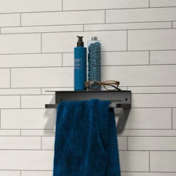 Tiger Douchemand Met Handdoekhouder Caddy Zw -badkamer 123 1426