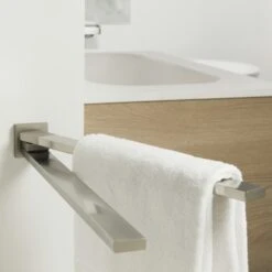 Tiger Handdoekrek Items Met Draaibare Armen RVS 9 Tiger Handdoekrek Items Met Draaibare Armen RVS -badkamer 123 1716