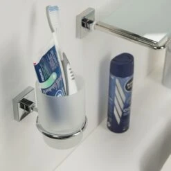 Tiger Bekerhouder Melbourne Hangend Met Beker Chroom 9 Tiger Bekerhouder Melbourne Hangend Met Beker Chroom -badkamer 123 1796